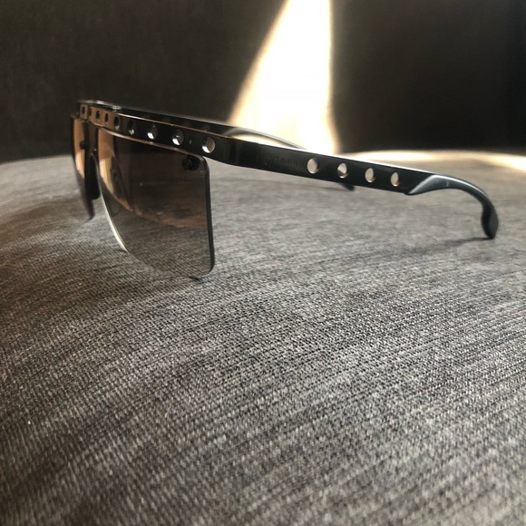 Prada Sunglasses - Picture 2 of 8